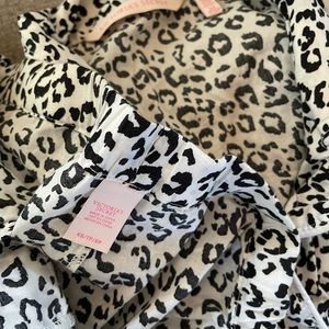 VS xs pajama set long sleeve/long pants